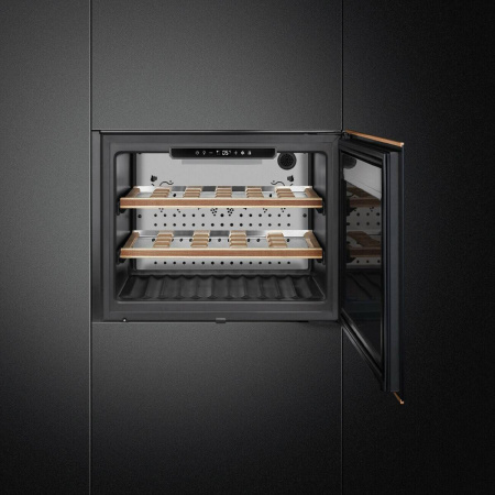 Винный шкаф Smeg CVI621NR3 [1, капельное]