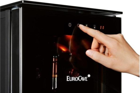 Винный шкаф EuroCave S.013 [1, капельное]