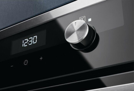 Встраиваемый духовой шкаф Electrolux OKC5H50