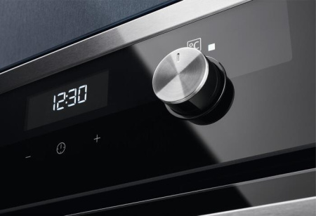 Встраиваемый духовой шкаф Electrolux EOD5C70