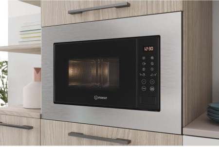Микроволновая печь Indesit MWI 120 GX