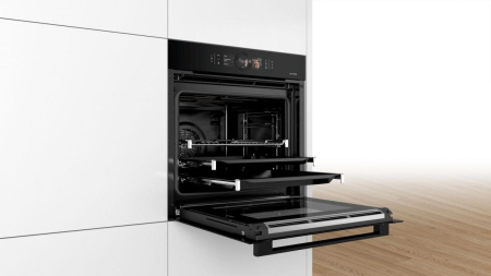 Встраиваемый духовой шкаф Bosch HRG8769C7