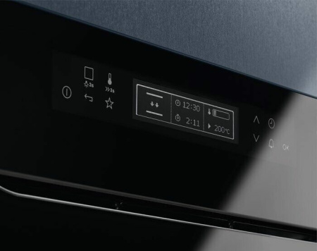 Встраиваемый духовой шкаф Electrolux VKL8E00Z