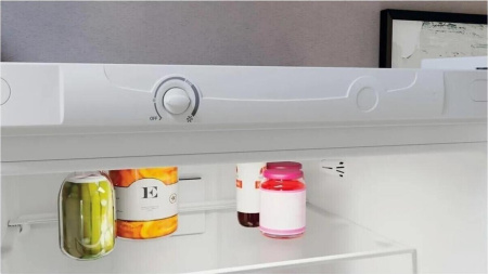 Холодильник Hotpoint-Ariston HTR 4180 [2, No Frost]