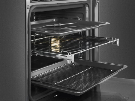 Встраиваемый духовой шкаф Smeg SFP 6106WTPS