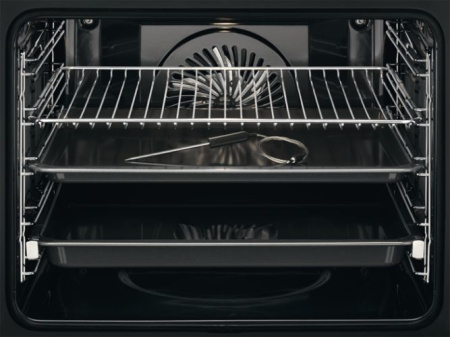 Встраиваемый духовой шкаф Electrolux OPEB8553