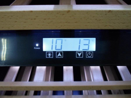 Винный шкаф IP Industrie JG 48 ADX [1, капельное]