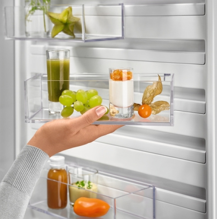 Холодильник Electrolux RNC 7ME32W2 [2, No Frost]