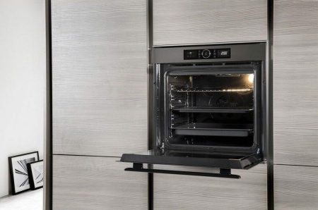 Встраиваемый духовой шкаф Whirlpool AKZM 8420