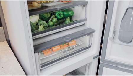 Холодильник Hotpoint-Ariston HTS 8202I W O3 [2, No Frost]