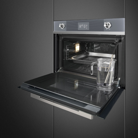 Встраиваемый духовой шкаф Smeg SF 4102VCS