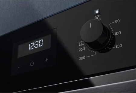 Встраиваемый духовой шкаф Electrolux OEF3H70TX