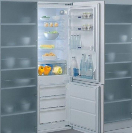 Холодильник Whirlpool ART 453 A+/2
