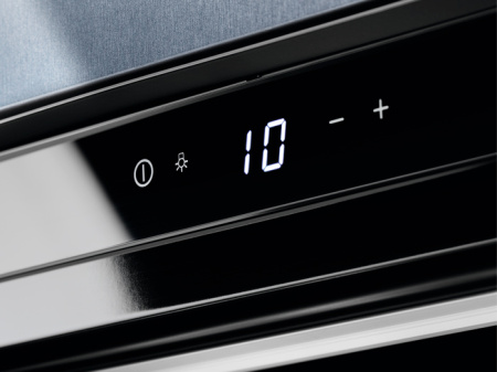 Винный шкаф Electrolux KBW5T [1, капельное]