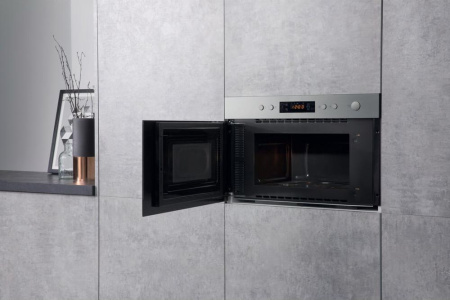 Микроволновая печь Hotpoint-Ariston MN 212 IX HA