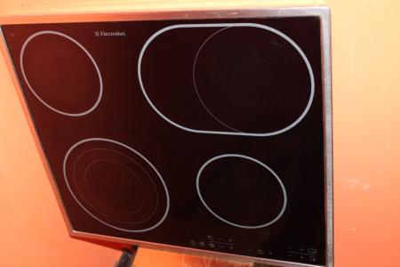 Варочная поверхность Electrolux EHS 60200