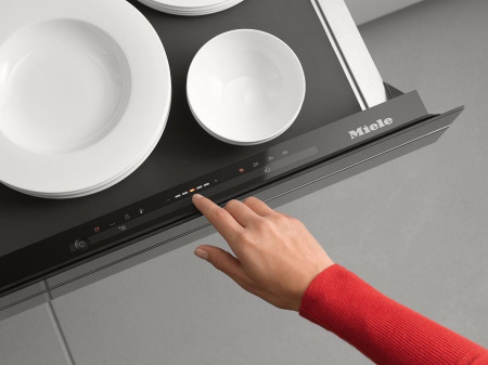 Подогреватель посуды Miele ESW7010 BRWS