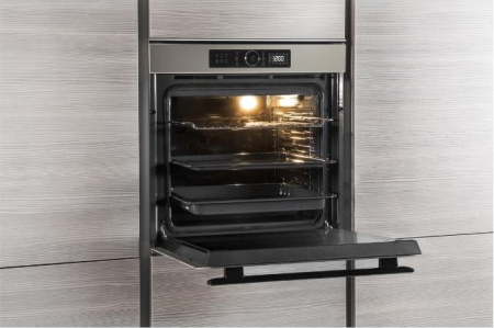 Встраиваемый духовой шкаф Whirlpool AKZM 8420