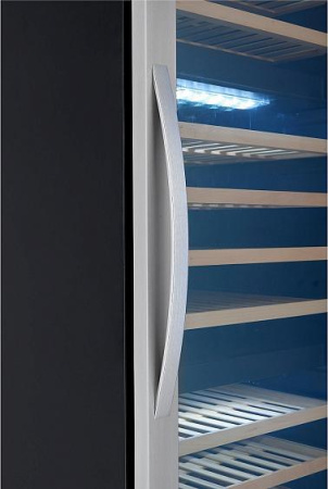 Винный шкаф Cellar Private CP154-3T [3, капельное]