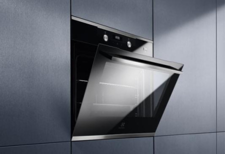 Встраиваемый духовой шкаф Electrolux KODEC70
