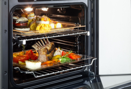 Встраиваемый духовой шкаф Delonghi SLM 8