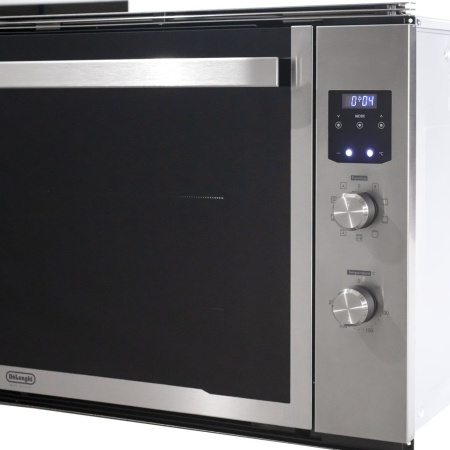 Встраиваемый духовой шкаф Delonghi SLB 9
