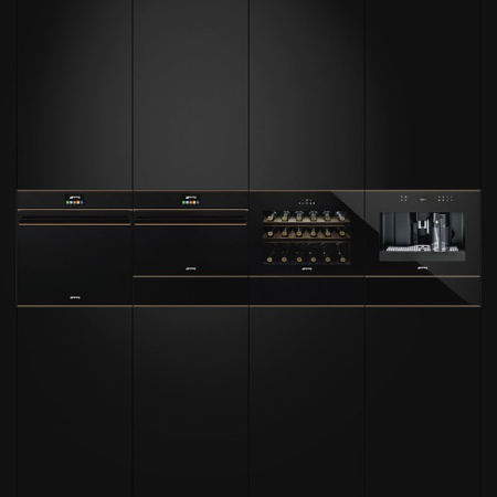 Встраиваемый духовой шкаф Smeg SFP 6604NRE