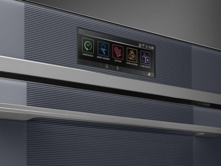Встраиваемый духовой шкаф Smeg SFP 6106WTPS