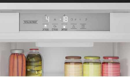 Холодильник Hotpoint-Ariston HAC18 T532 [2, No Frost]