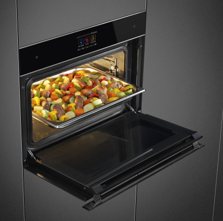 Встраиваемый духовой шкаф Smeg SF 4604WVCPNX