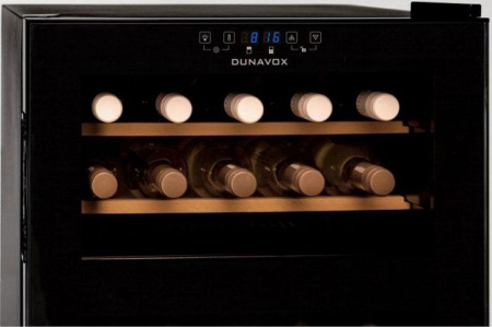 Винный шкаф Dunavox DXFH-30.80 [1, капельное]