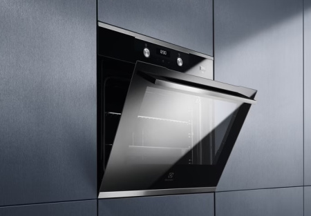 Встраиваемый духовой шкаф Electrolux KODEH70