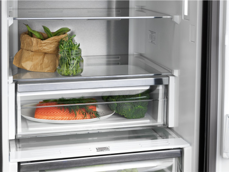 Холодильник Electrolux RNC 7ME32X2 [2, No Frost]