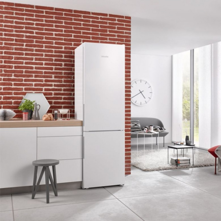 Холодильник Miele KFN 29032D ws
