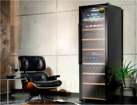 Винный шкаф Caso WineExclusive 180 Smart [1, капельное]