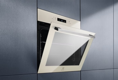 Встраиваемый духовой шкаф Electrolux LOE7C31S