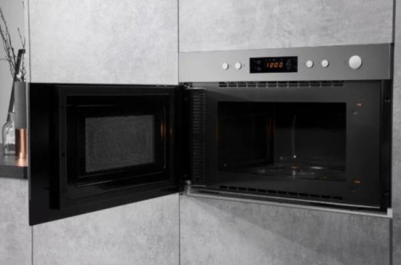 Микроволновая печь Hotpoint-Ariston MN 212 IX