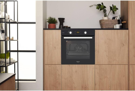 Встраиваемый духовой шкаф Hotpoint-Ariston FA4S 841 JS