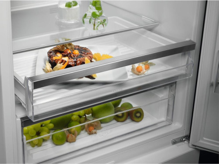 Холодильник Electrolux RNT7MF46X2 [2, No Frost]
