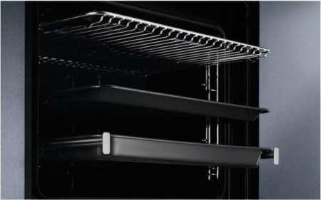 Встраиваемый духовой шкаф Electrolux OKC8H39WV