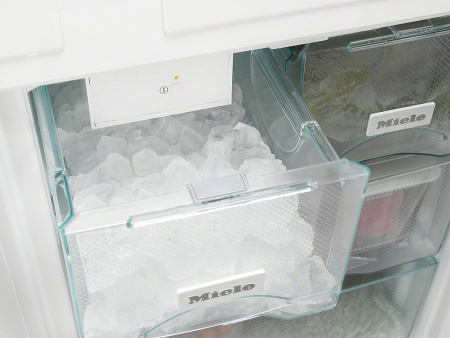 Холодильник Miele KFN 37452 iDE