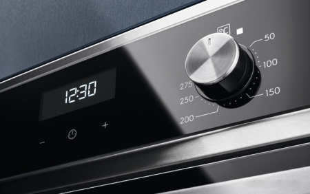 Встраиваемый духовой шкаф Electrolux OED5H70