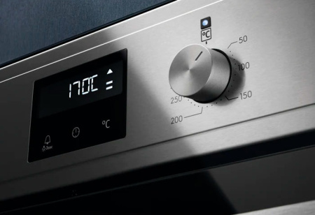 Встраиваемый духовой шкаф Electrolux EOF3H71