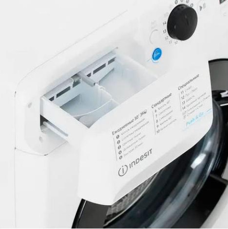 Стиральная машина Indesit BWUA 41051 WB [4 кг, фронтальная]