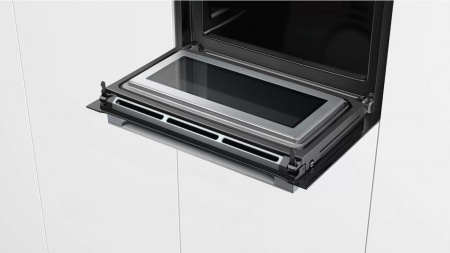 Встраиваемый духовой шкаф Bosch CMG633BB1