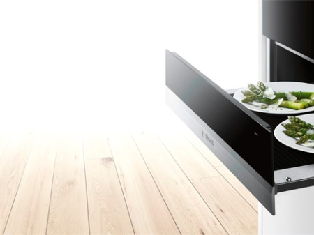 Подогреватель посуды Bosch BIC 630NS1