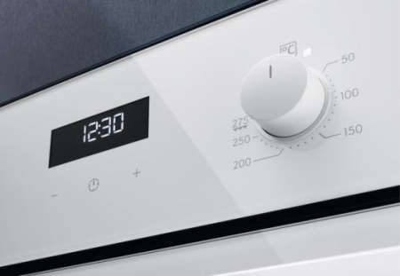Встраиваемый духовой шкаф Electrolux Ezf5C50V