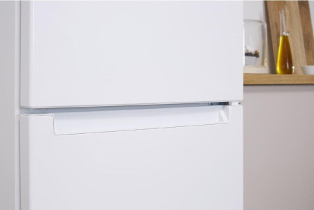 Холодильник Indesit DF 5160 W [2, No Frost]