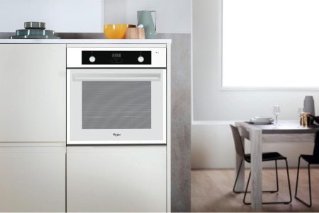 Встраиваемый духовой шкаф Whirlpool AKP 786