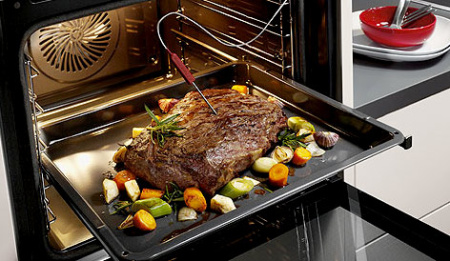 Встраиваемый духовой шкаф AEG BS 731442 CM